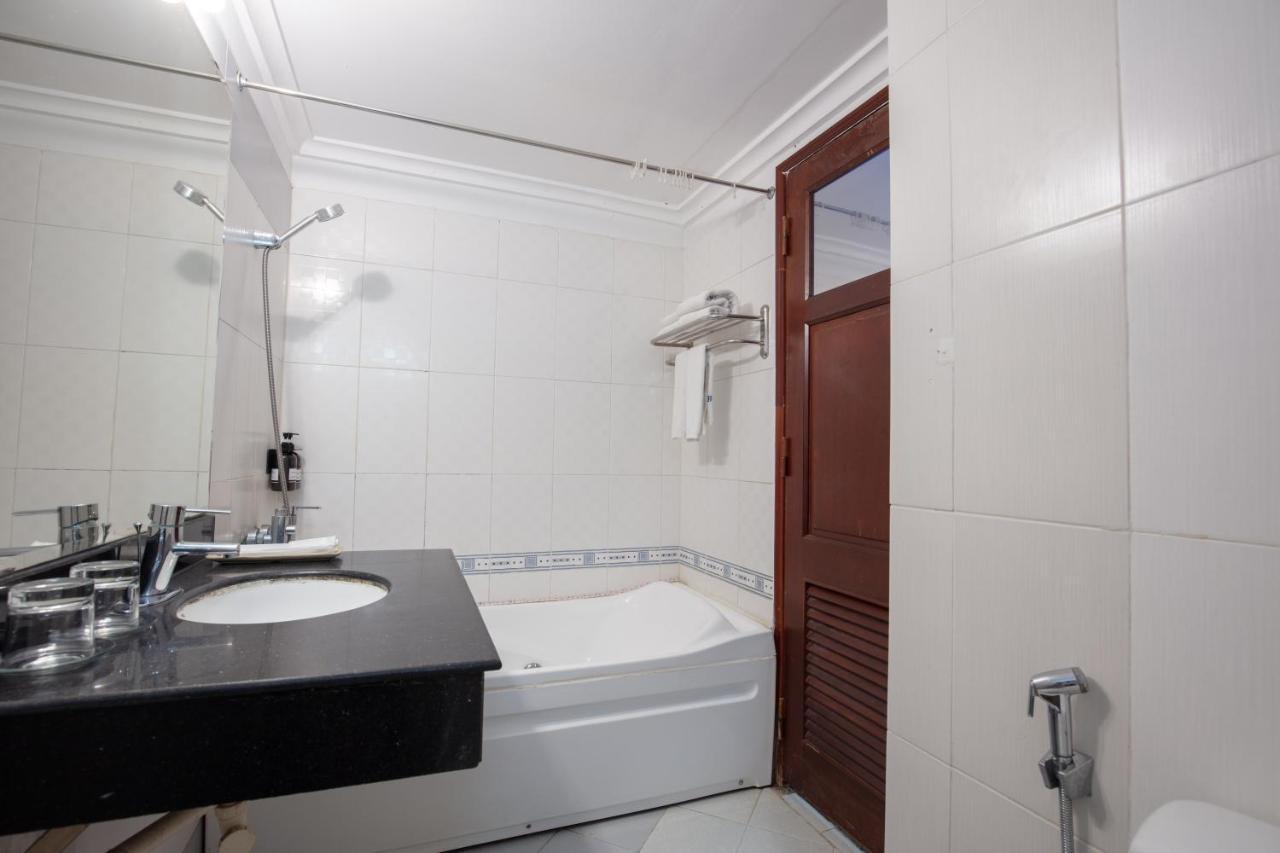 Blau Hotel Hanoi Dış mekan fotoğraf